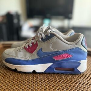 NIKE AIR MAX 90 LTR YOUTH / WOMENS BLUE PINK GRAY